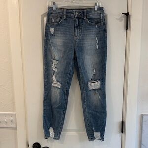 Distressed Ankle Jeans |Size: 28